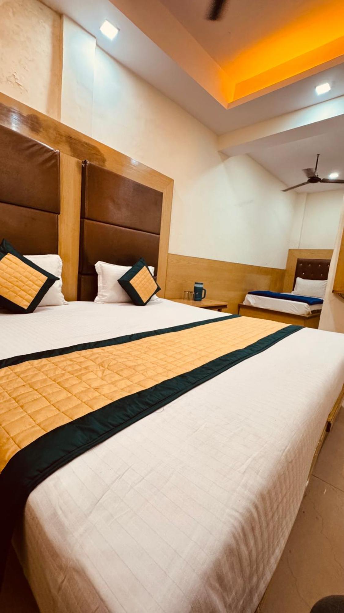 Cottage Lord Krishna Walking Distance From New Delhi Railway Station Bagian luar foto